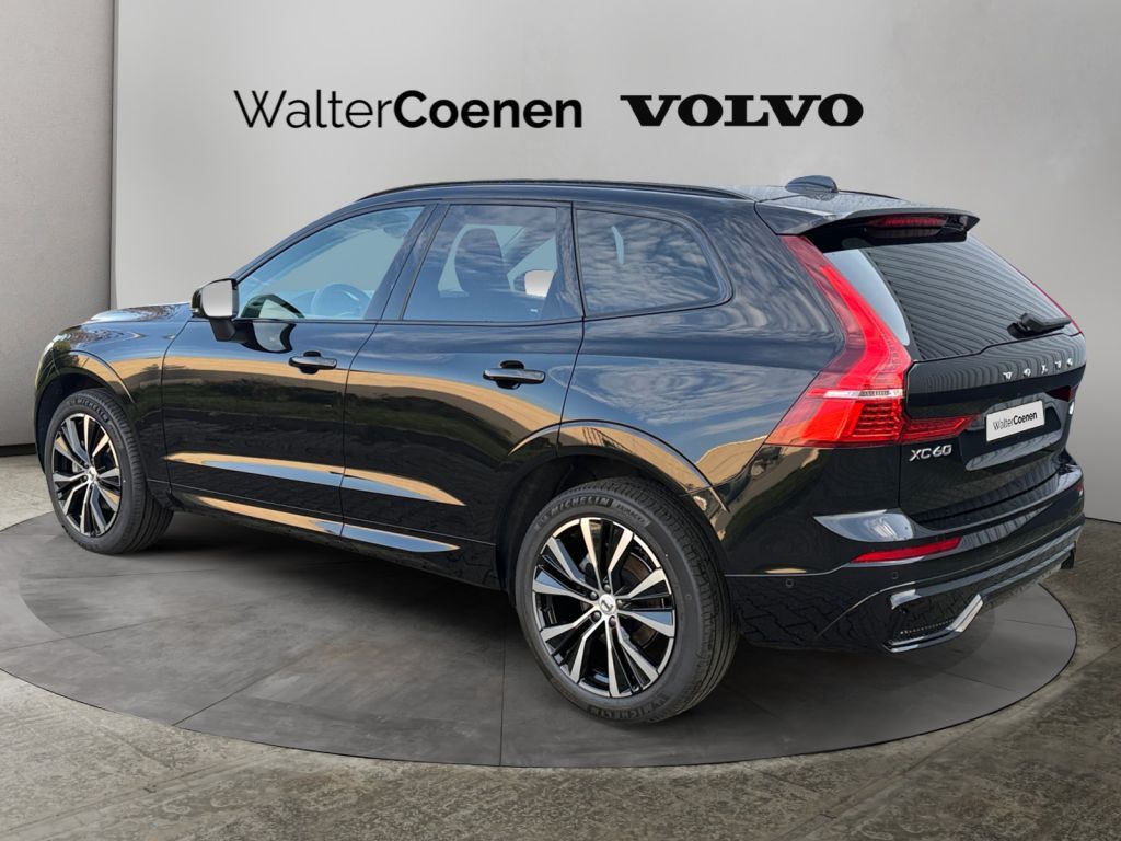 Volvo XC60 2025