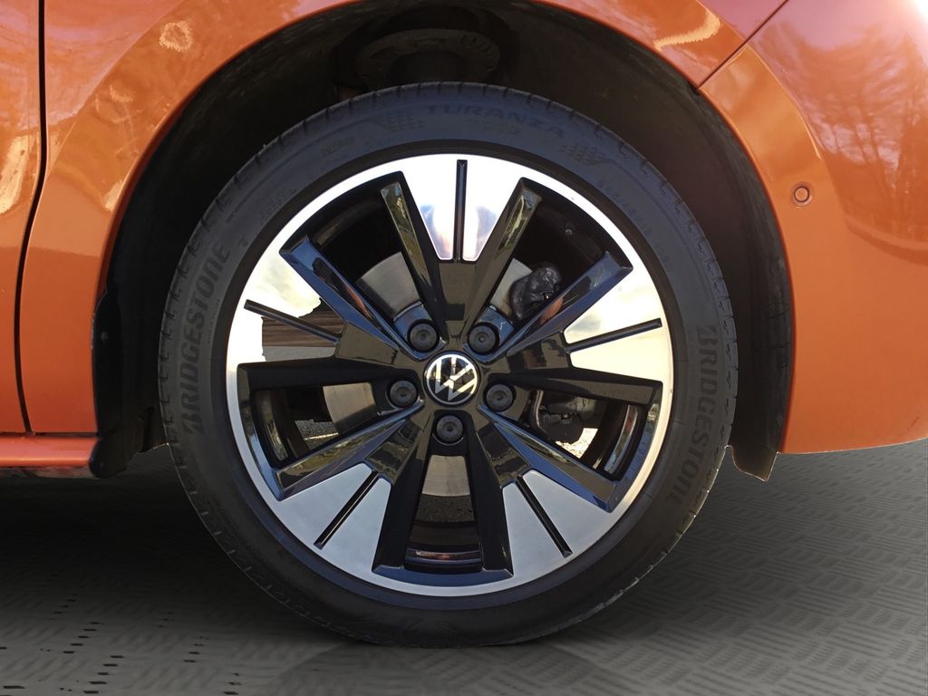 Volkswagen T7 Multivan 2023