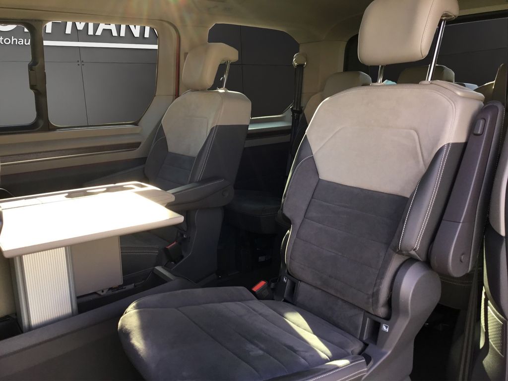 Volkswagen T7 Multivan 2023