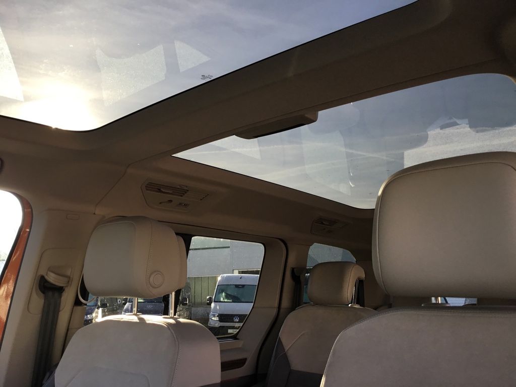 Volkswagen T7 Multivan 2023