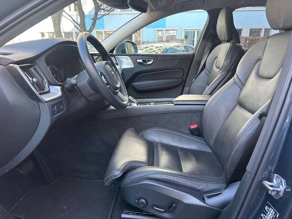 Volvo XC60 2020