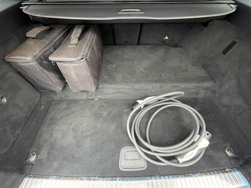 Mercedes-Benz C 300 2021