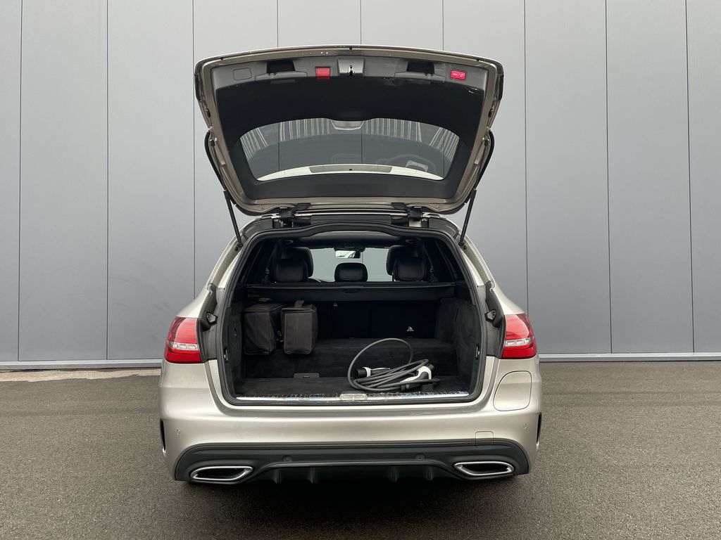 Mercedes-Benz C 300 2021