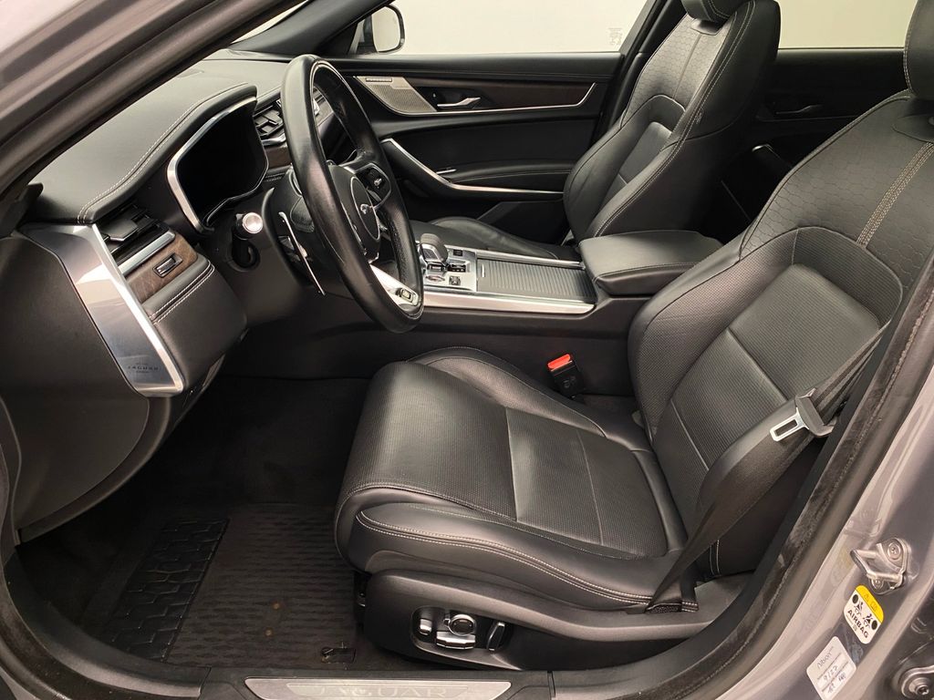 Jaguar XF 2021