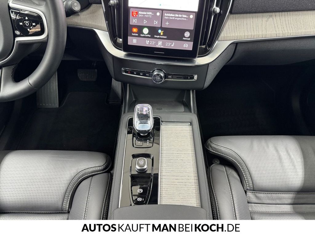 Volvo XC90 2025