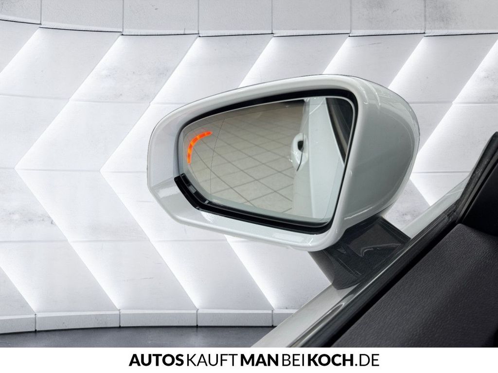 Volvo V90 2023