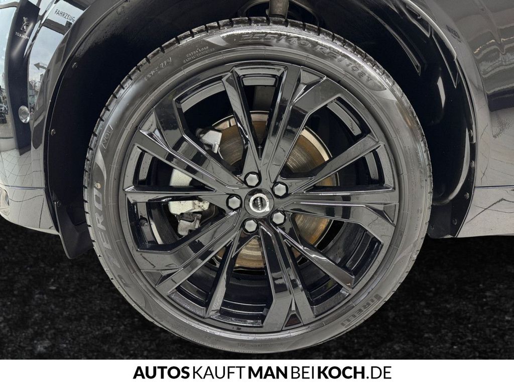 Volvo XC60 2025