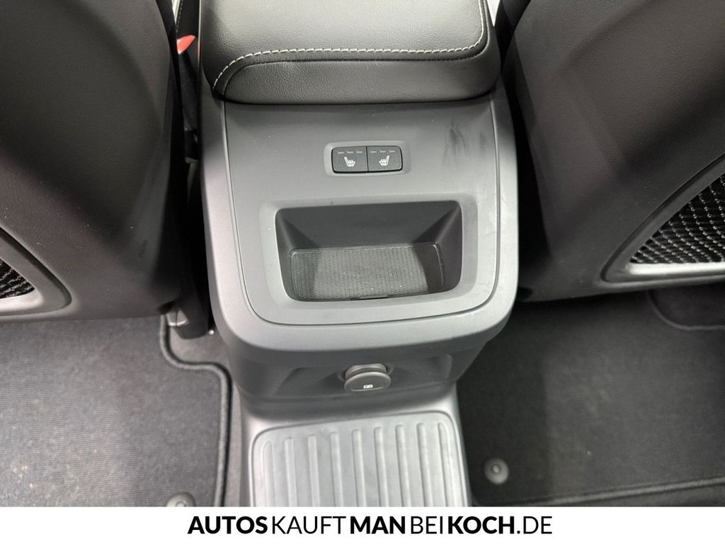 Volvo XC60 2025