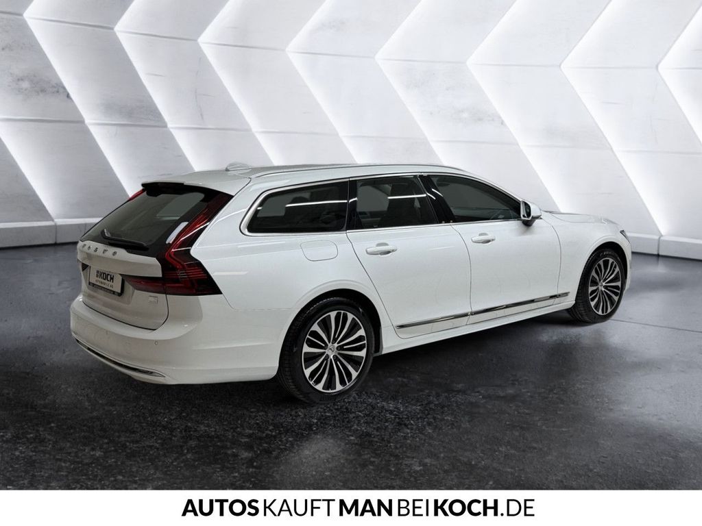 Volvo V90 2023