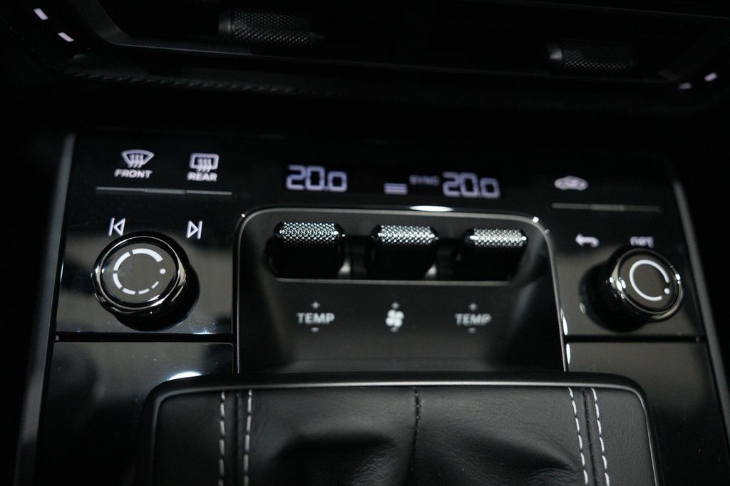Porsche 992 2025