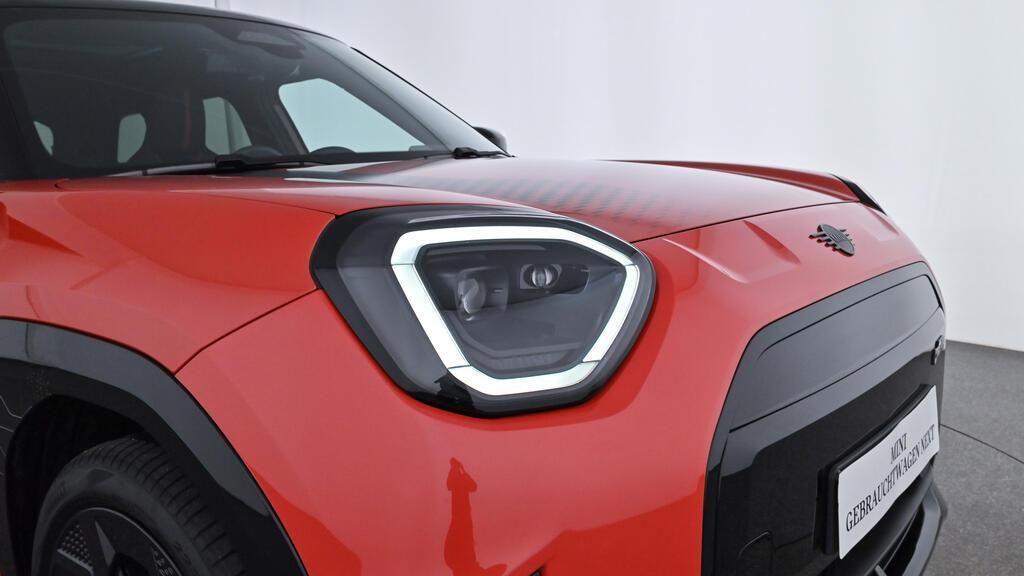 MINI Aceman 2024