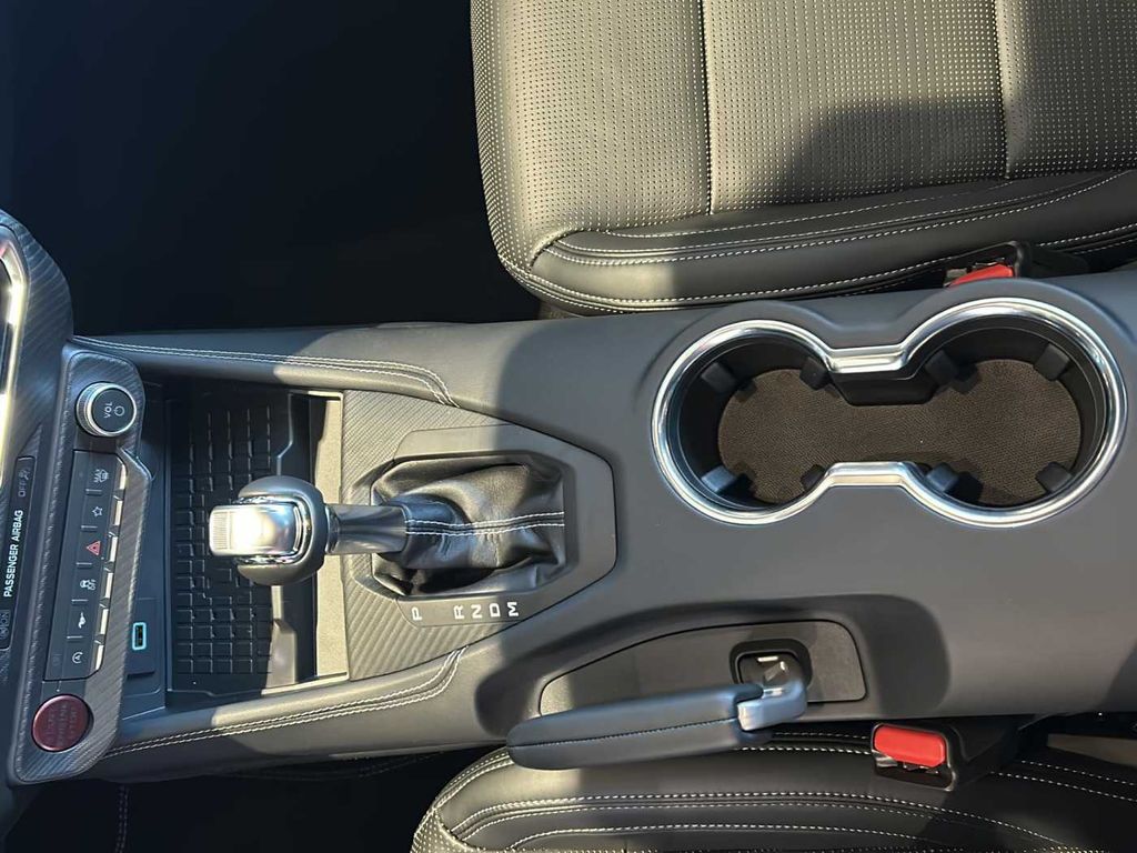 Ford Mustang 2025