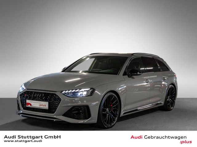 Audi RS4 2022
