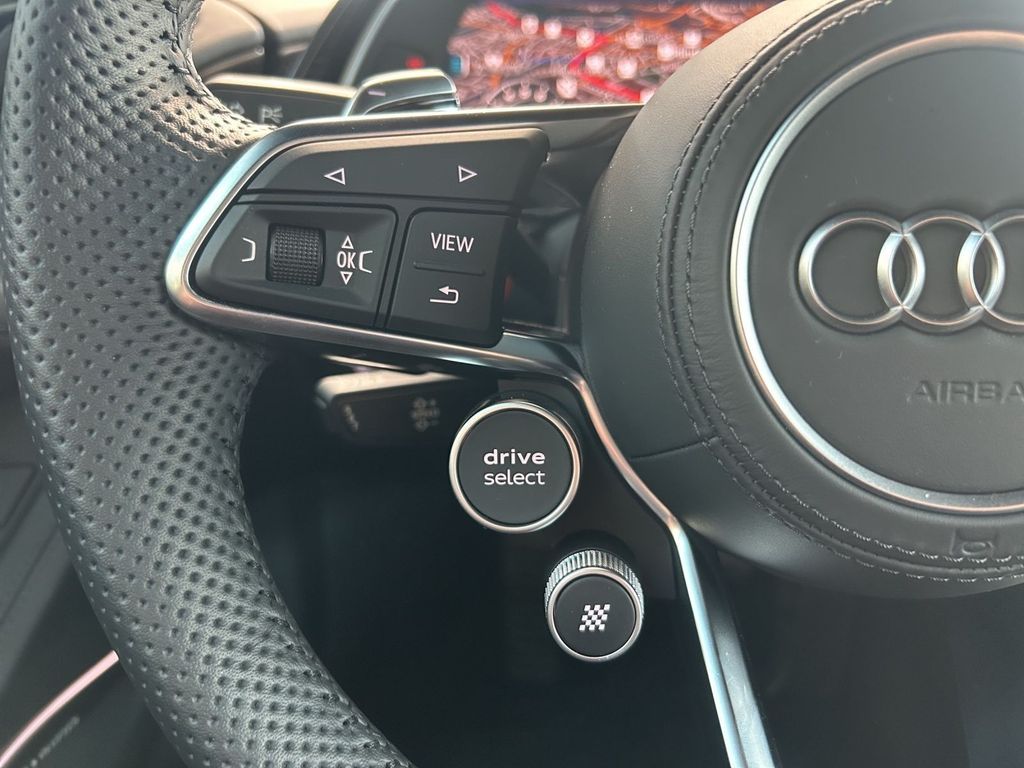 Audi R8 2024