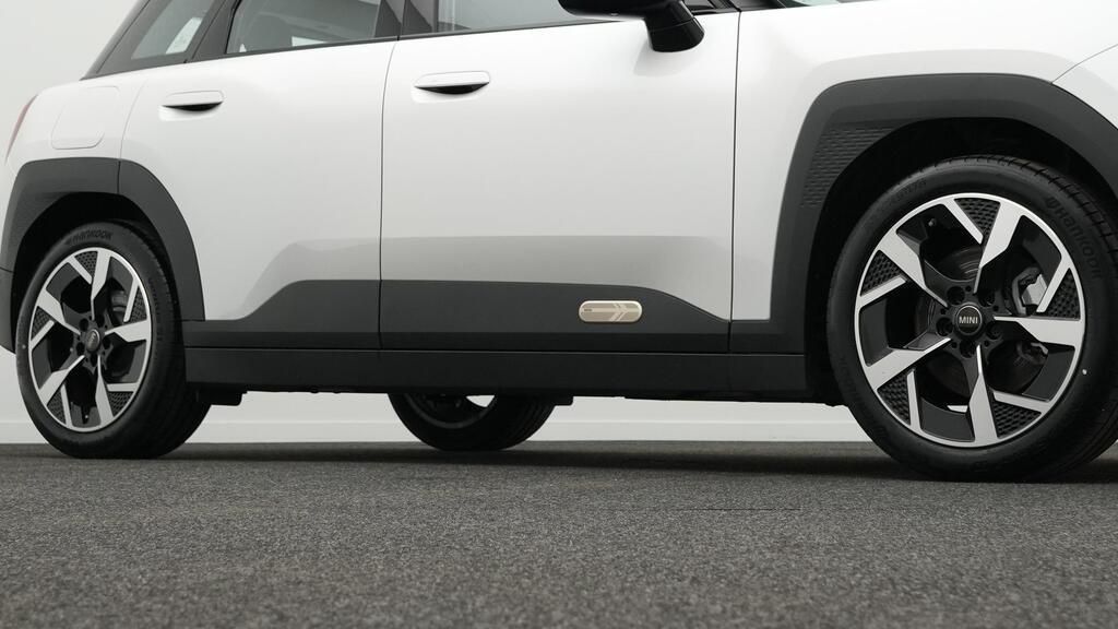 MINI Aceman 2024