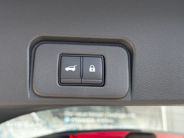 Nissan X-Trail 2025