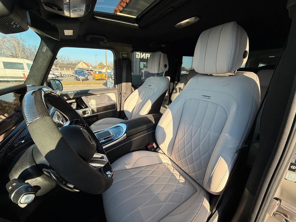 Mercedes-Benz G 63 AMG 2025