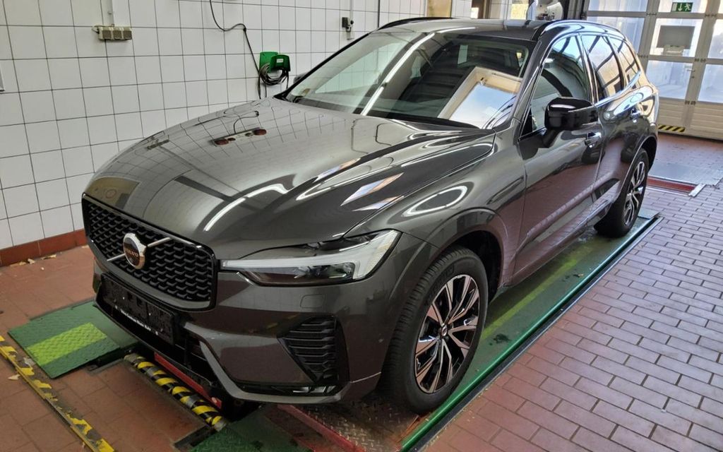 Volvo XC60 2025