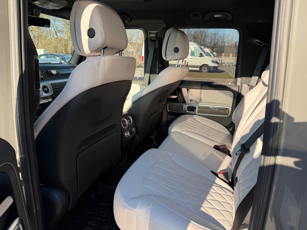 Mercedes-Benz G 63 AMG 2025
