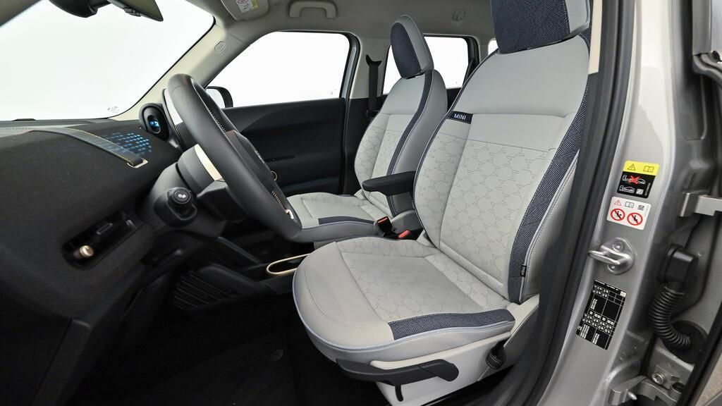 MINI Aceman 2024