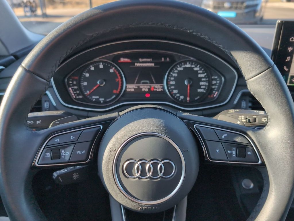 Audi A4 2023