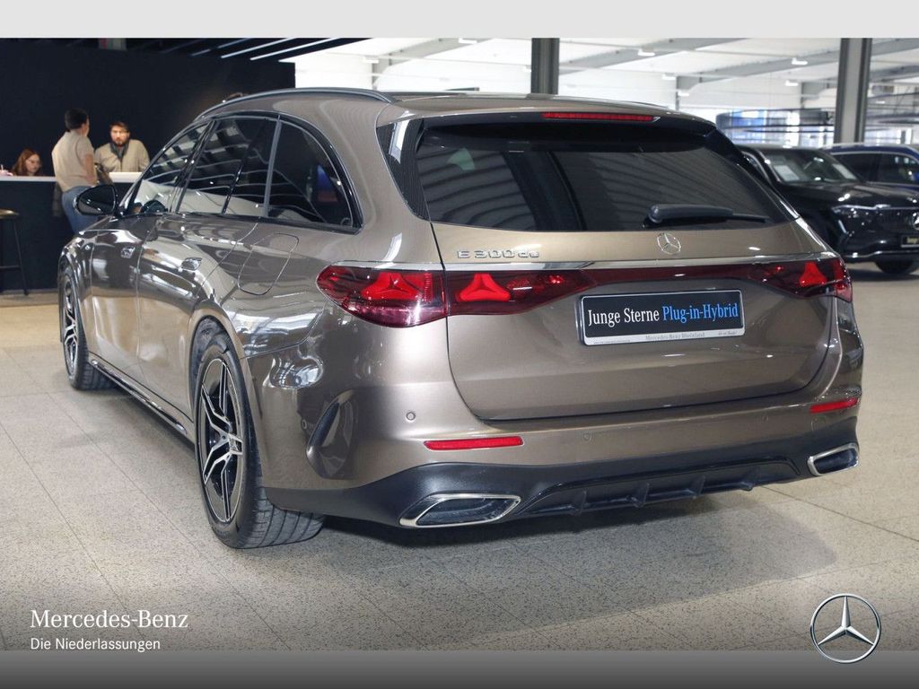 Mercedes-Benz E 300 2025