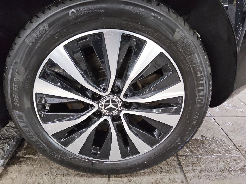 Mercedes-Benz A 250 2022