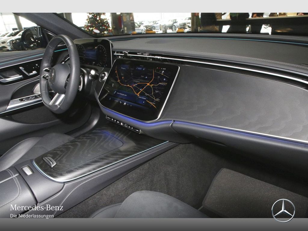 Mercedes-Benz E 300 2025