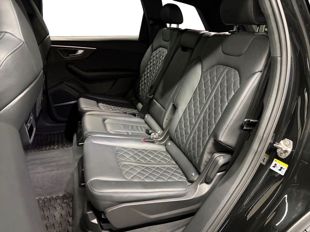 Audi SQ7 2022