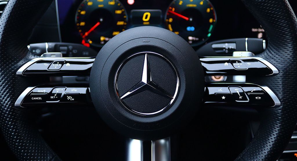 Mercedes-Benz E 300 2022