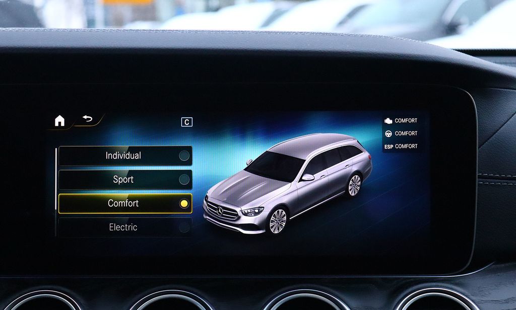 Mercedes-Benz E 300 2022