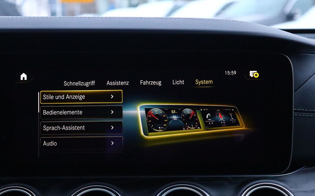 Mercedes-Benz E 300 2022