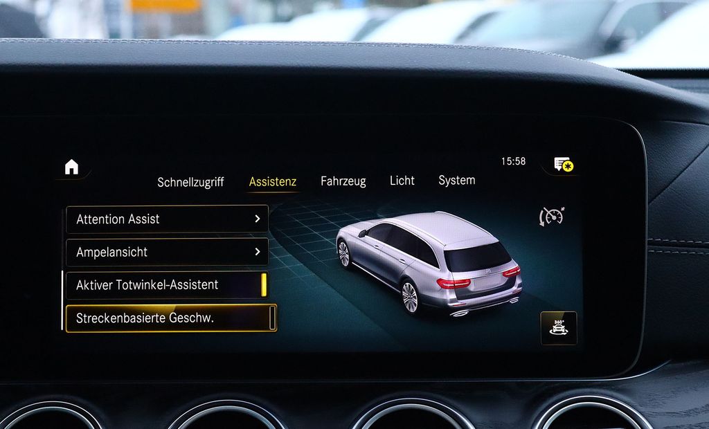 Mercedes-Benz E 300 2022