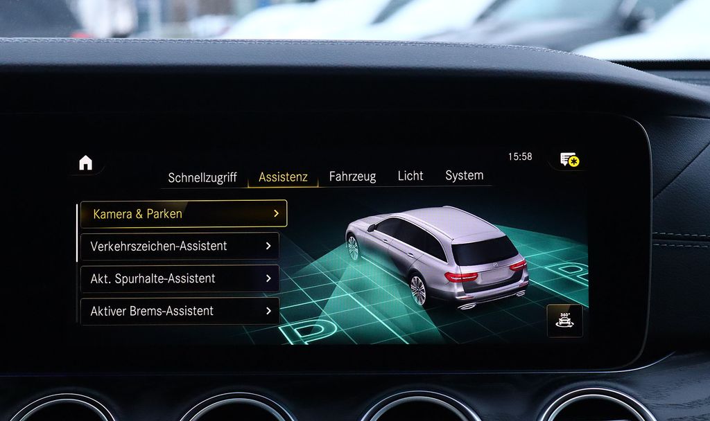 Mercedes-Benz E 300 2022