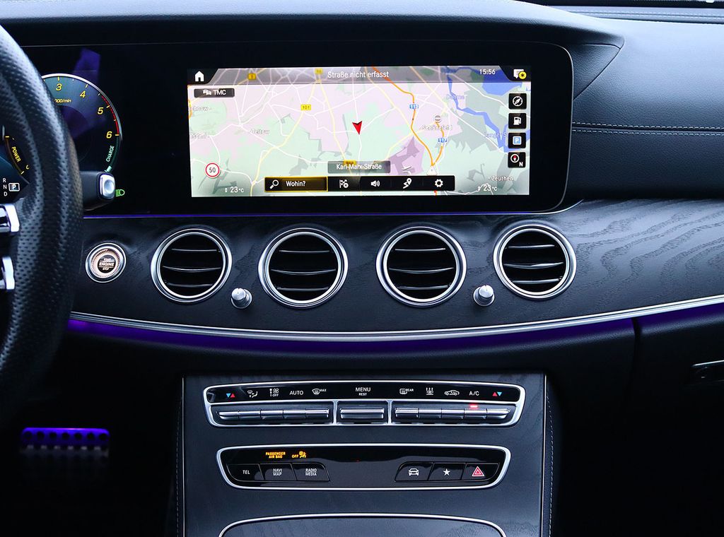 Mercedes-Benz E 300 2022