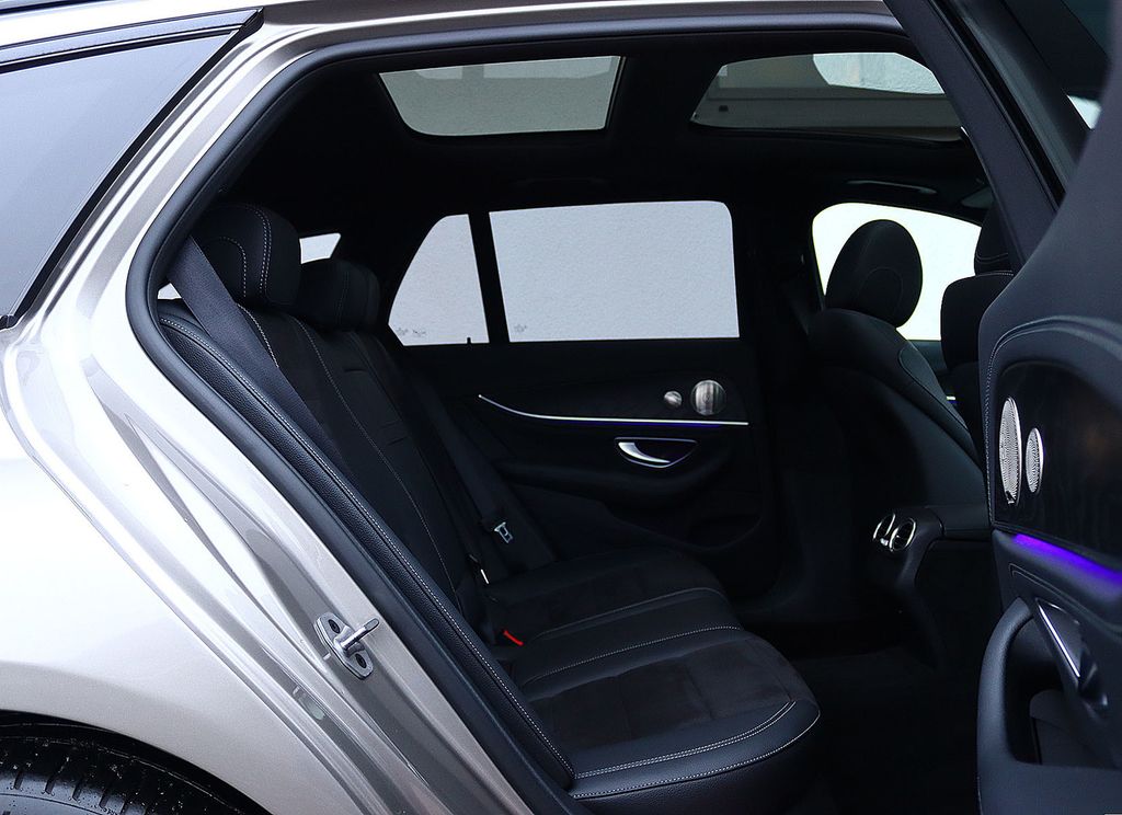 Mercedes-Benz E 300 2022