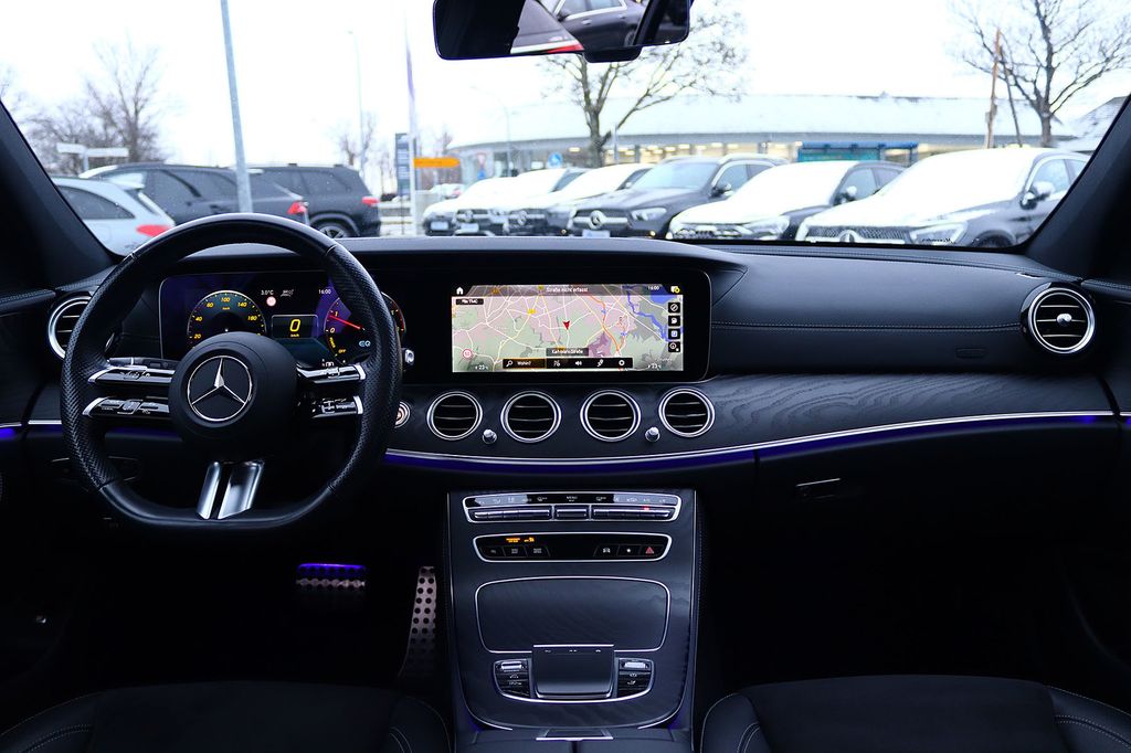 Mercedes-Benz E 300 2022