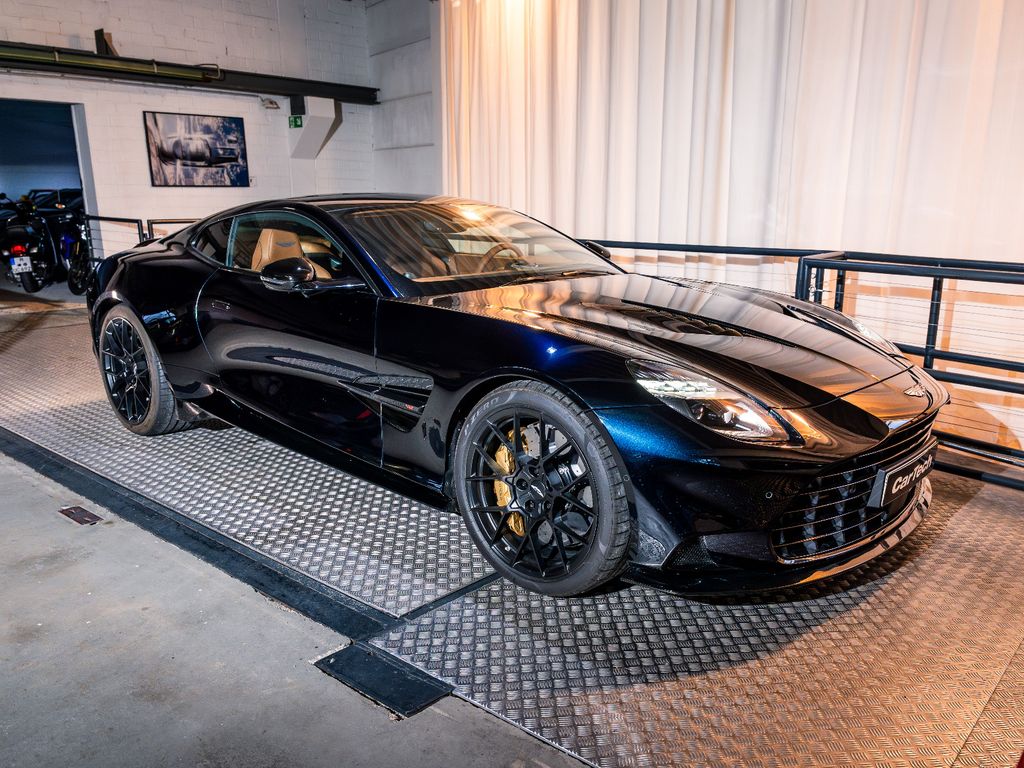 Aston Martin Vanquish 2025