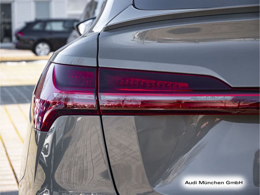 Audi e-tron 2022