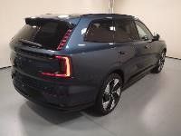 Volvo EX90 2025
