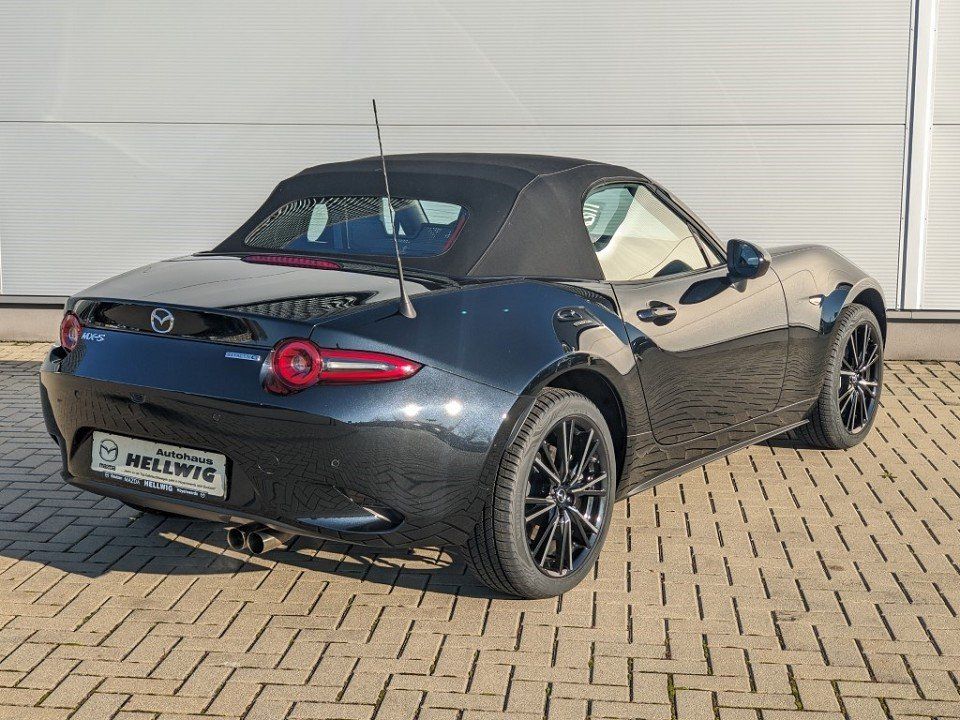 Mazda MX-5 2024
