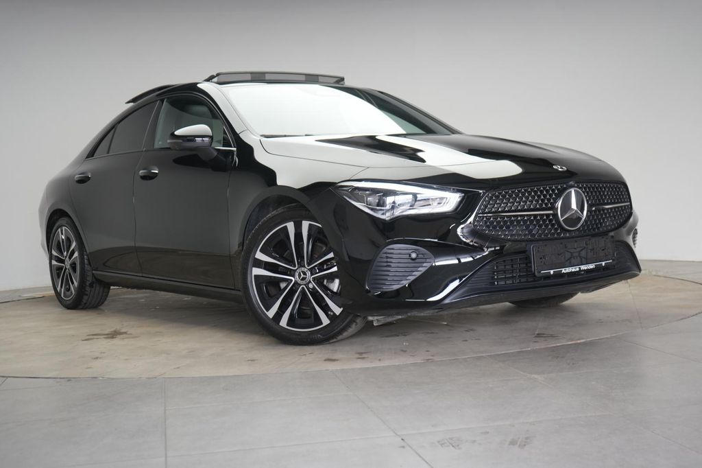 Mercedes-Benz CLA 200 2025