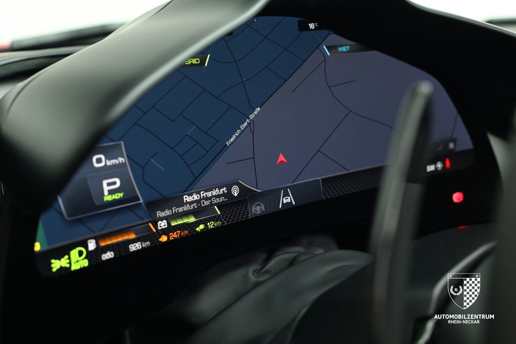 Ferrari 296 GTS 2024