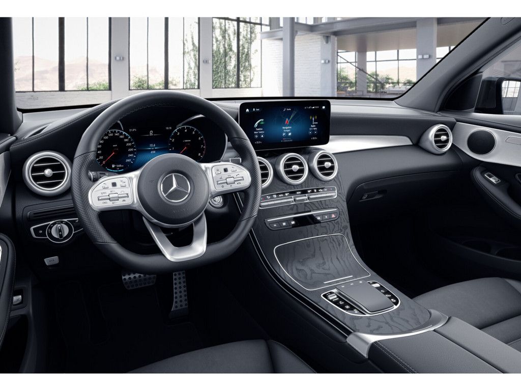 Mercedes-Benz GLC 300 2022