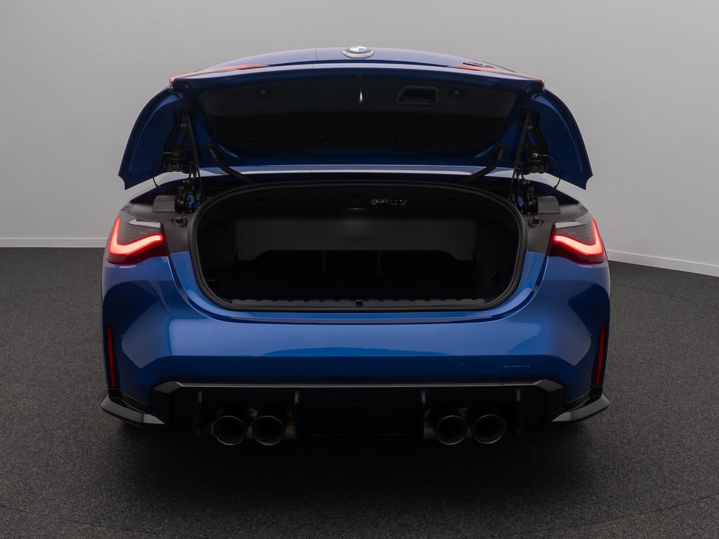 BMW M4 2022