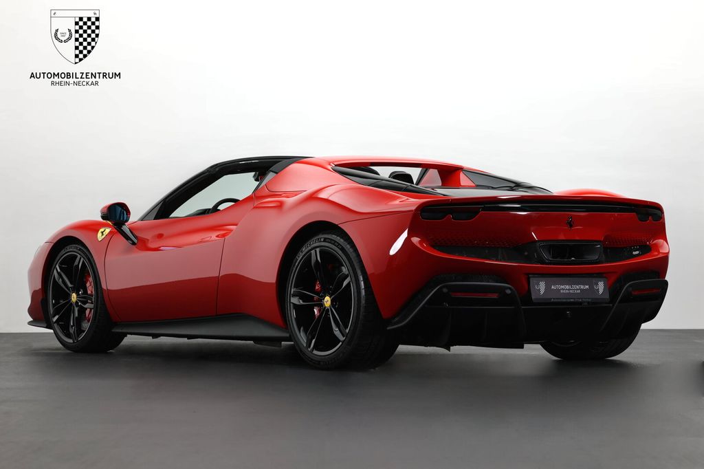 Ferrari 296 GTS 2024