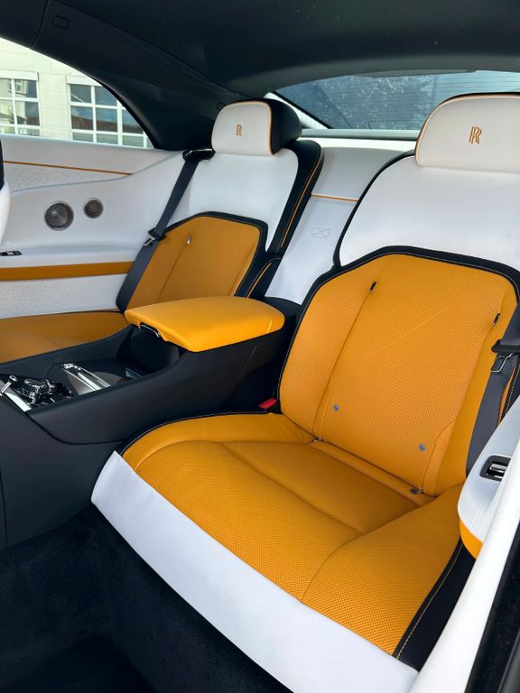 Rolls-Royce Spectre 2025
