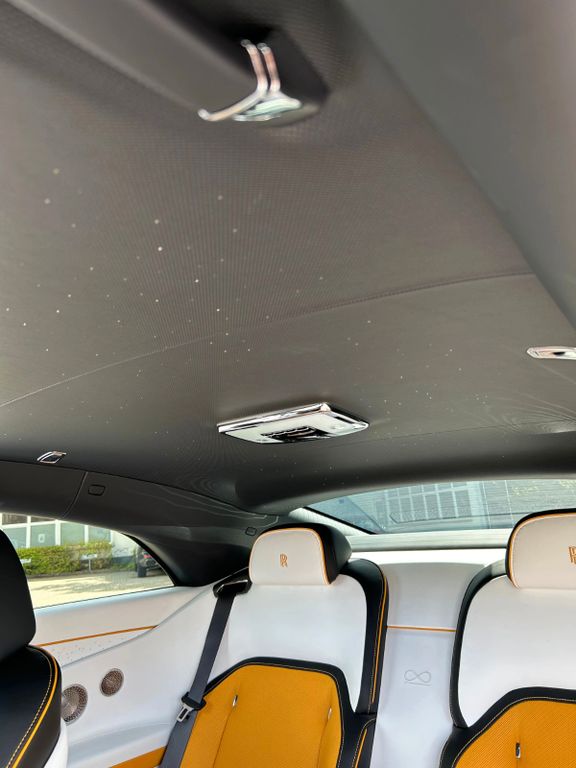 Rolls-Royce Spectre 2025