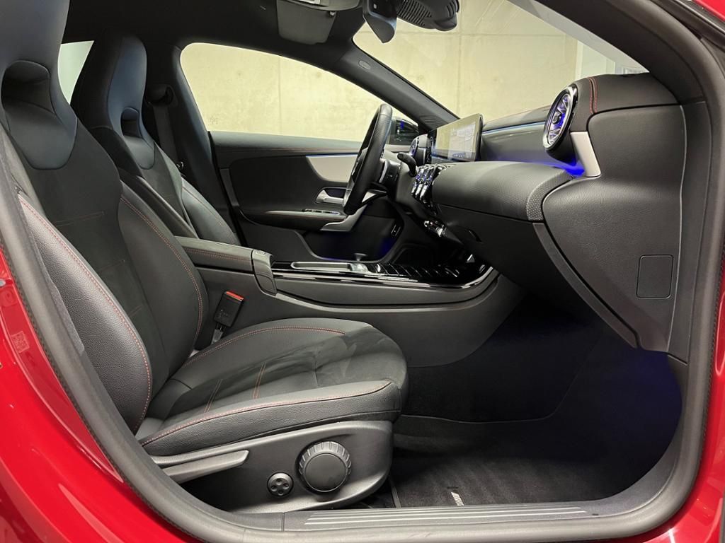 Mercedes-Benz CLA 250 2024