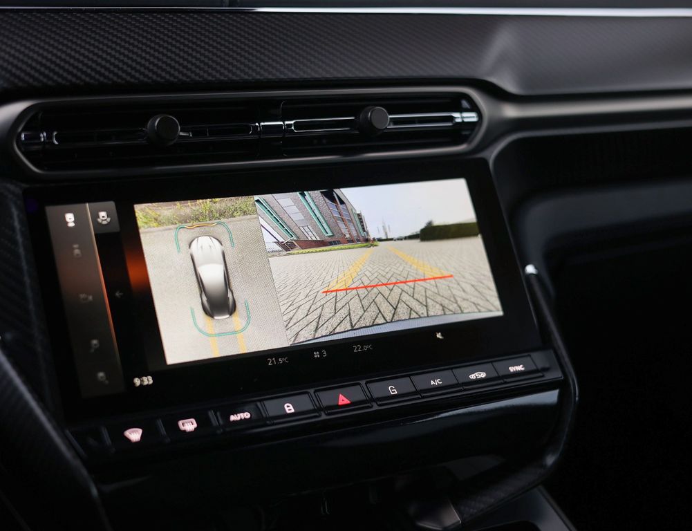 Aston Martin Vanquish 2024